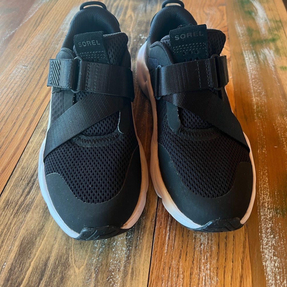 Women’s size 8 Sorels